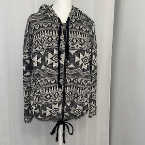 American Eagle Outfitters. Cotton zip up hoodie jacket with pockets. Size small